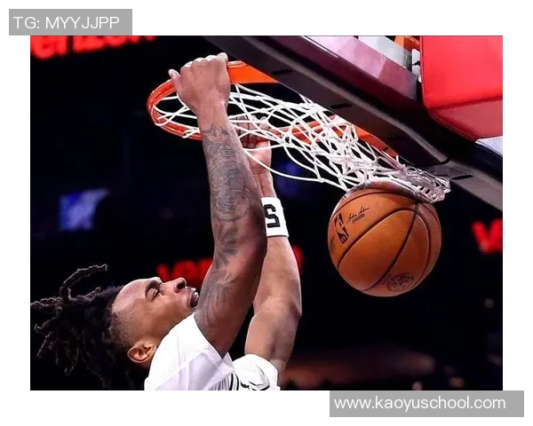 文班亚马首场比赛表现亮眼五次盖帽和隔扣字母哥引发广泛讨论